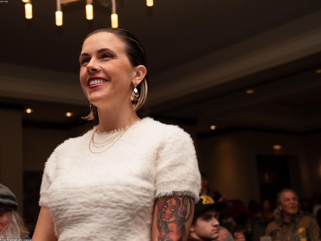 ការពិនិត្យអត្ថប្រយោជន៍៖ ការអភិវឌ្ឍន៍របស់ភាពចីរភាព